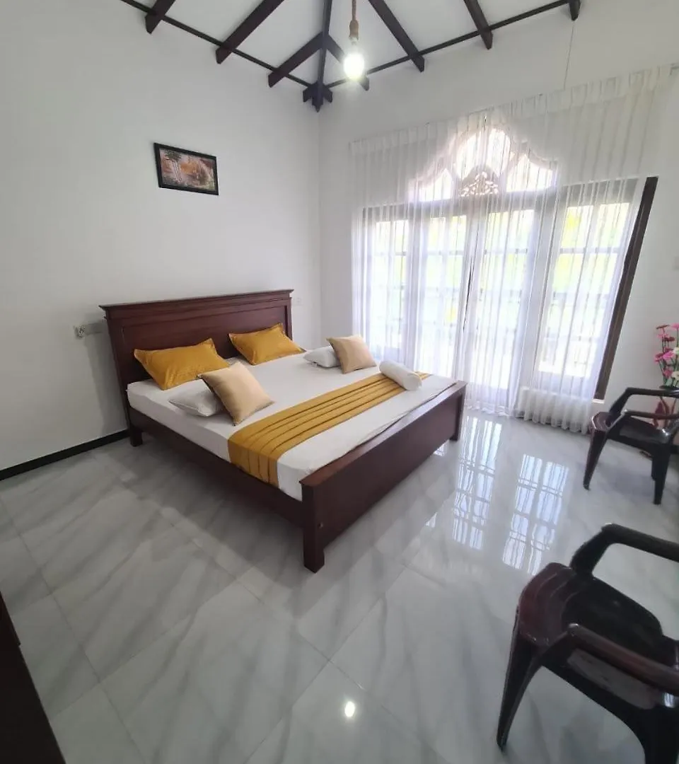 Amaya Lagoon Villa Negombo Srí Lanka