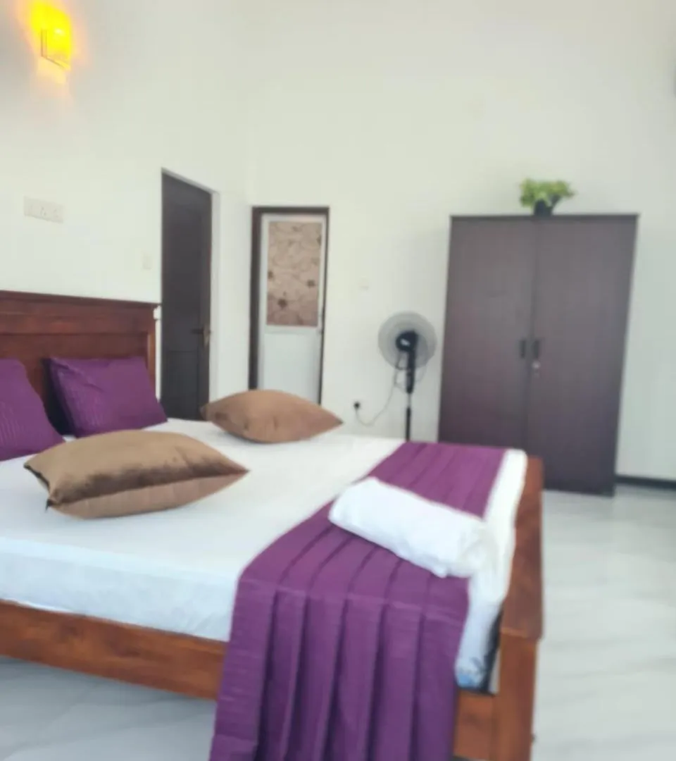 Amaya Lagoon Villa Negombo